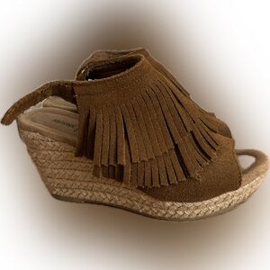 Minnetonka Fringe Wedge Sandals